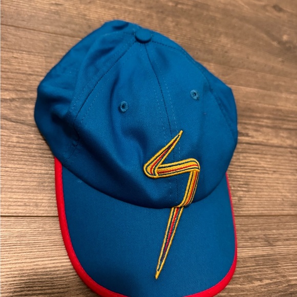 Ms marvel cap NWT - Picture 3 of 3